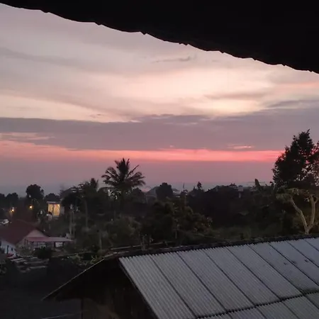 Candra Homestay Besakih
